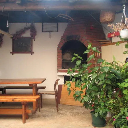 4025a Apartment *