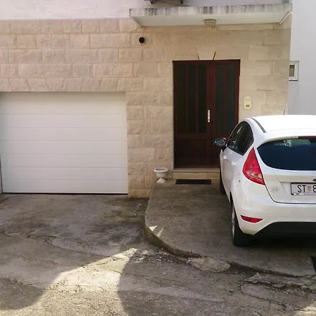 Apartment 4025a