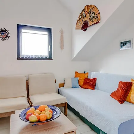4025a Apartment