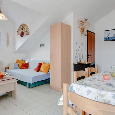 4025a Apartment *